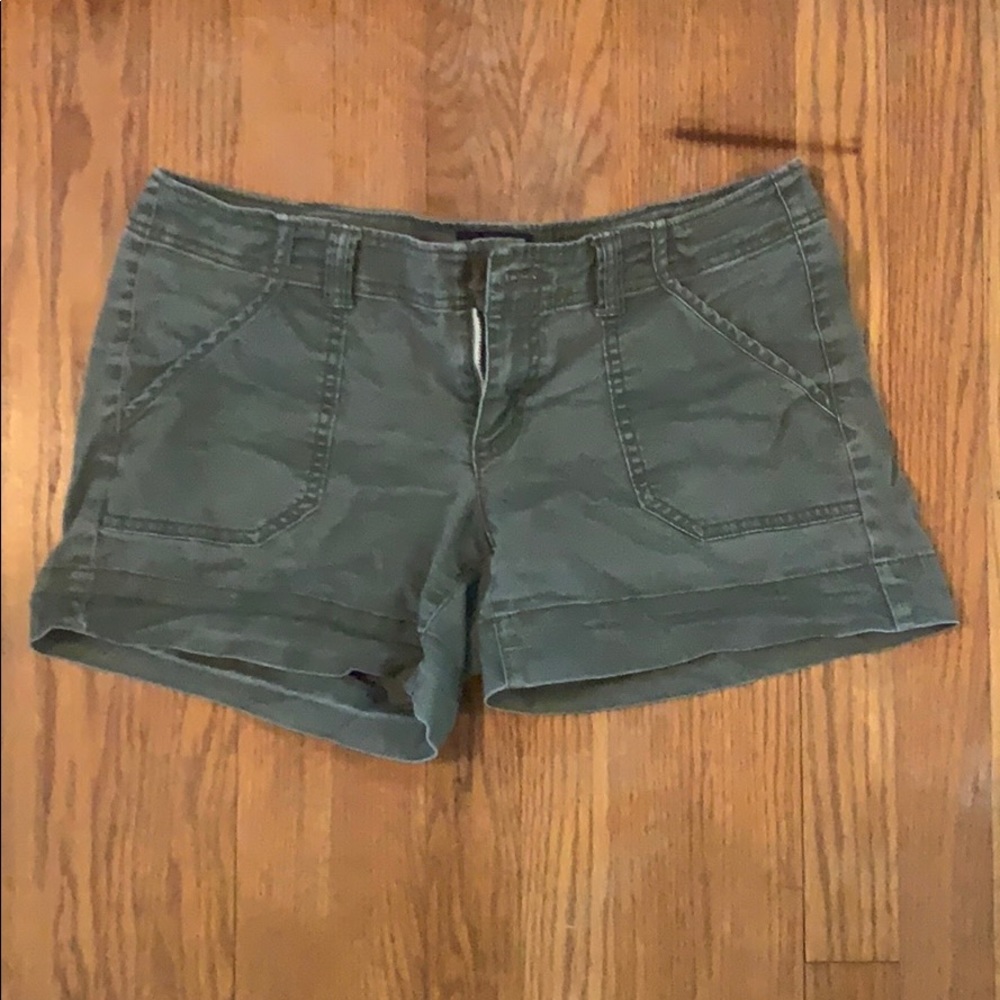 American Eagle midi shorts